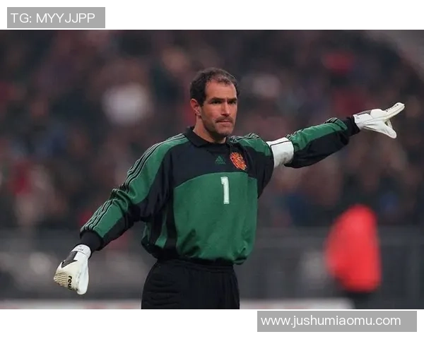 比萨足球明星的传奇故事与成就揭秘